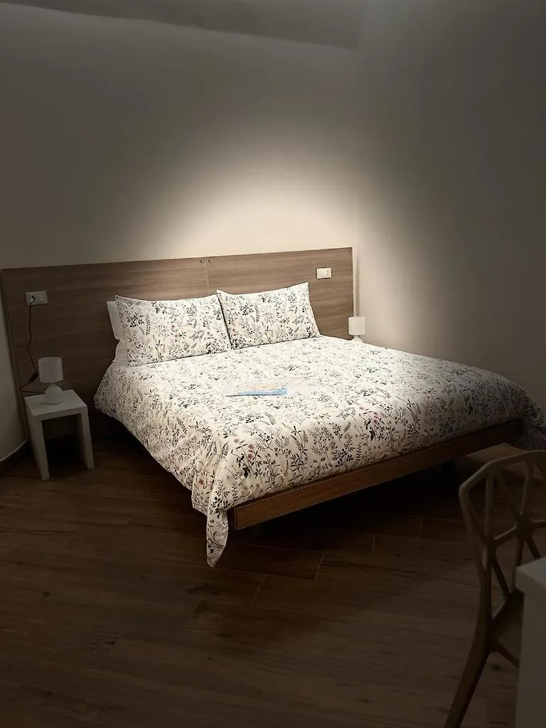 Hotel Foria 143 Napoli Affittacamere