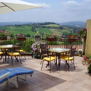 bnb-la-terrazza-fio-rita.hotels-perugia.com/